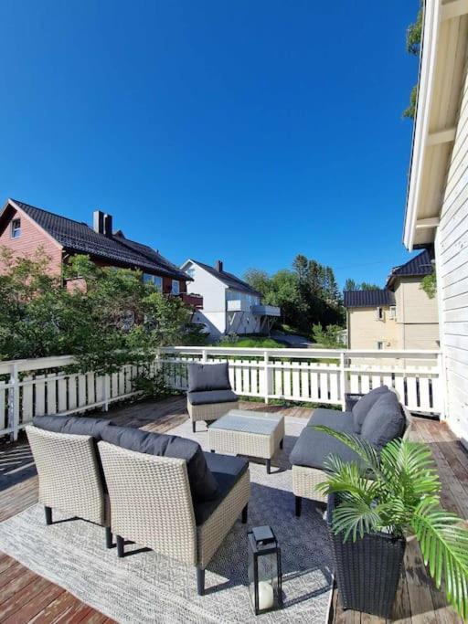 Villa Close To The City Centre 特罗姆瑟 外观 照片