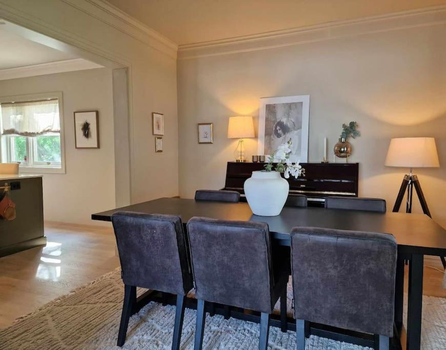 Villa Close To The City Centre 特罗姆瑟 外观 照片